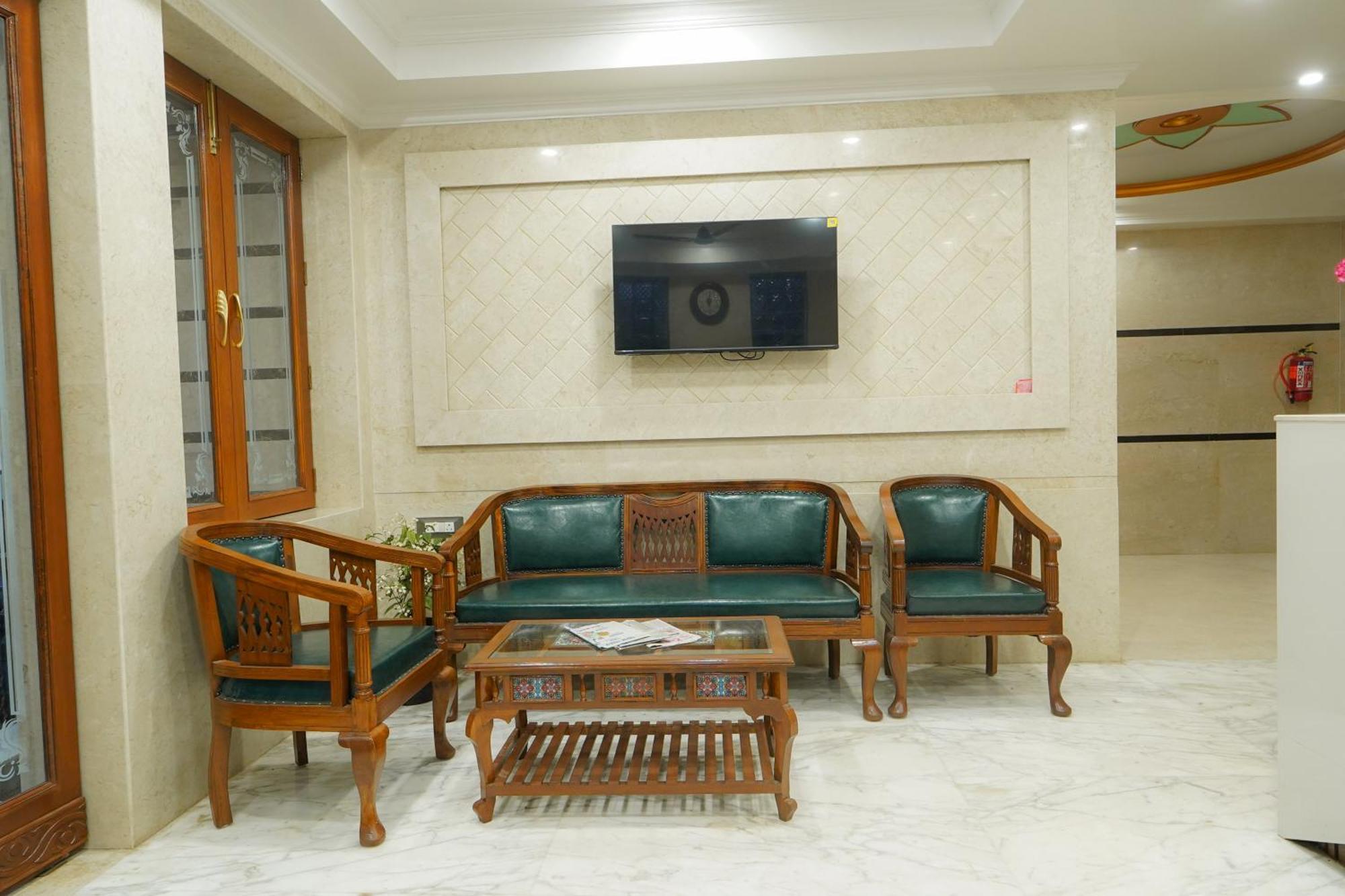 Hotel Bright Star Mahābaleshwar Esterno foto