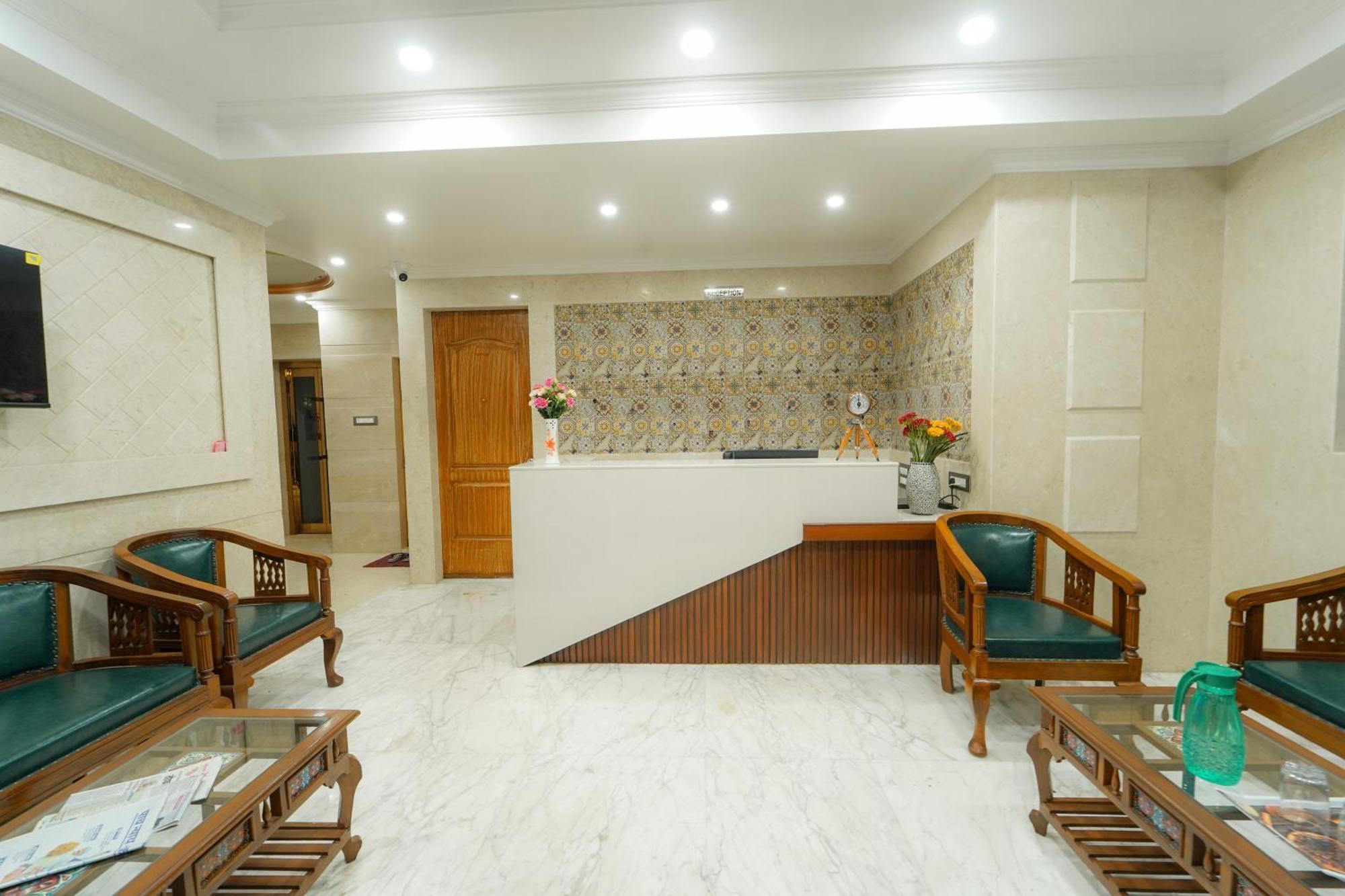 Hotel Bright Star Mahābaleshwar Esterno foto