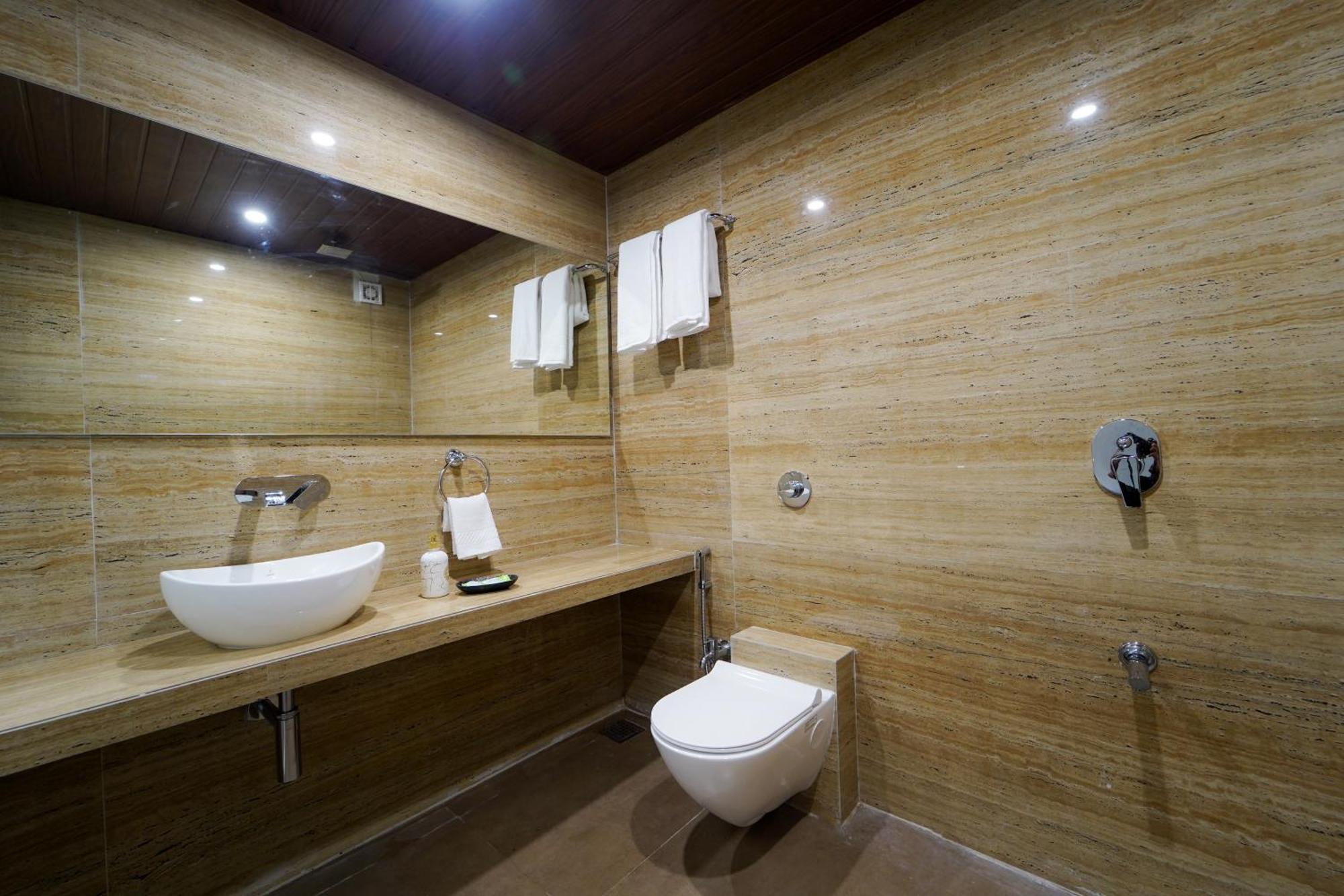Hotel Bright Star Mahābaleshwar Esterno foto