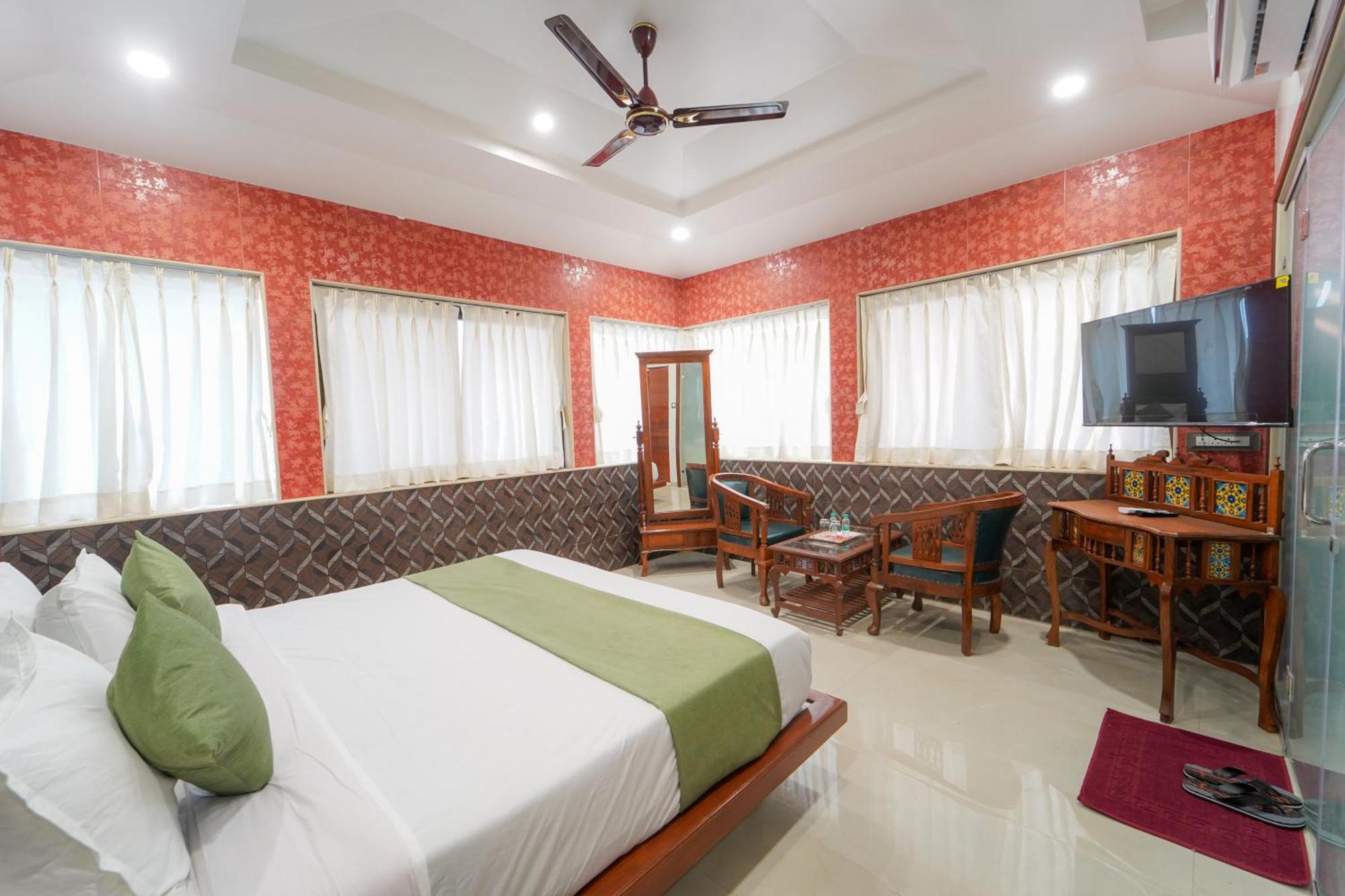 Hotel Bright Star Mahābaleshwar Esterno foto